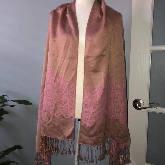 NWT Pashmina Scarf/Wrap - Picture 5 of 8
